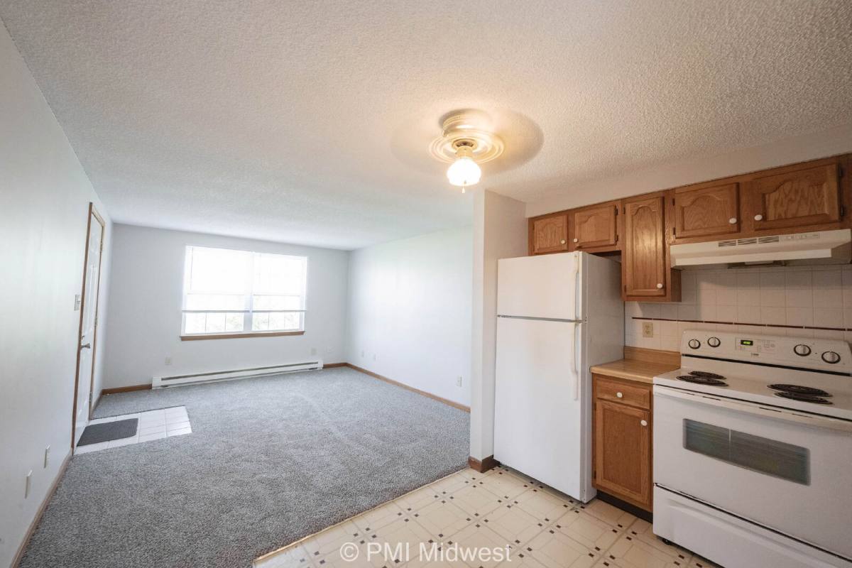 Townhouse for rent at 1708 S Market St, Kokomo, IN 46902