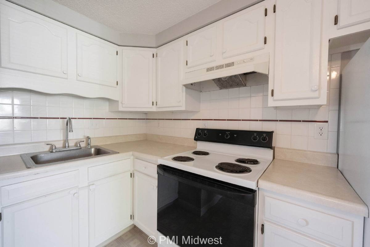 Townhouse for rent at 1710 S Market St, Kokomo, IN 46902
