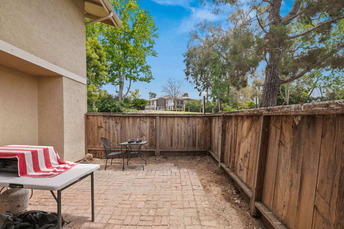 Townhouse for rent at 4390 Caminito Del Diamante #93, San Diego, CA 92121