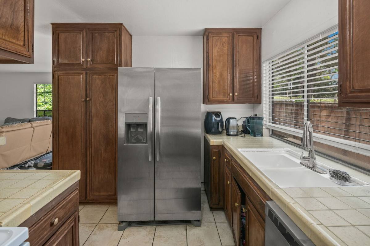 Townhouse for rent at 4390 Caminito Del Diamante #93, San Diego, CA 92121