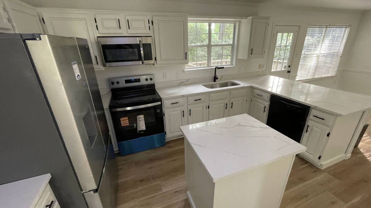 House for rent at 14421 Woodcreek Dr, Little Rock, AR 72211
