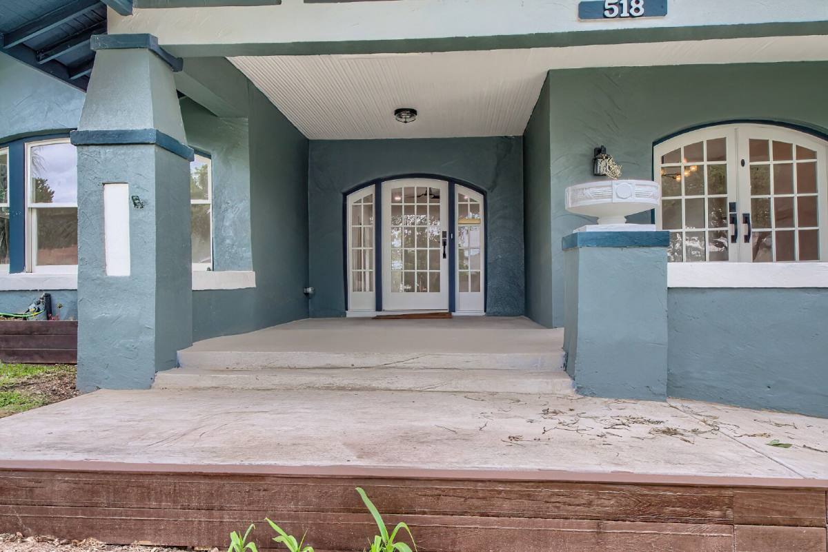 House for rent at 518 Queen Anne Court, San Antonio, TX 78209