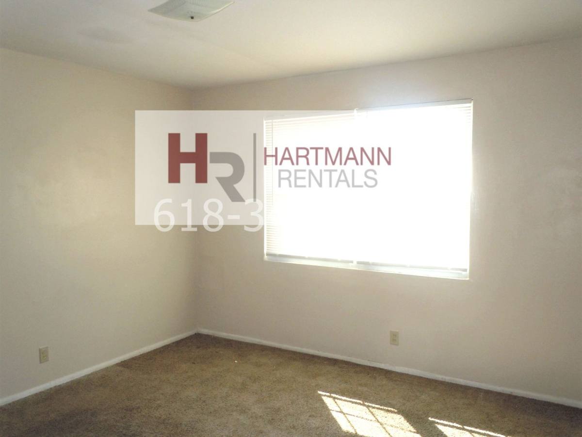 Apartment for rent at 1106 Arrowhead, Collinsville, IL 62234