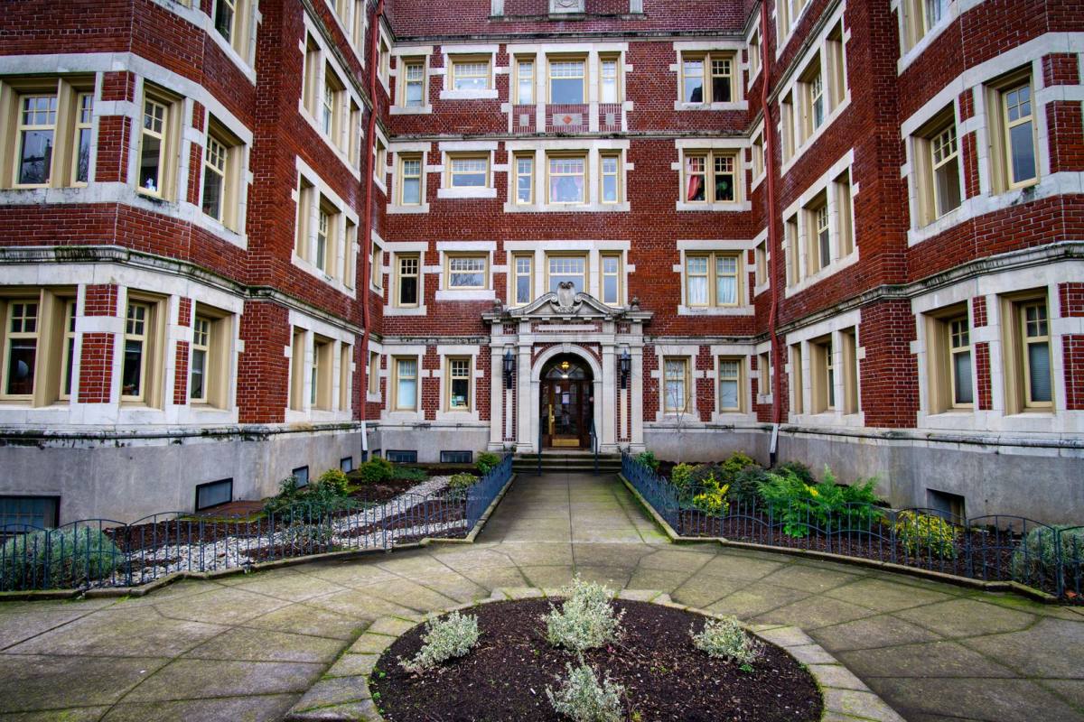 Apartment for rent at 120 NW Trinity Place, Portland, OR 97209