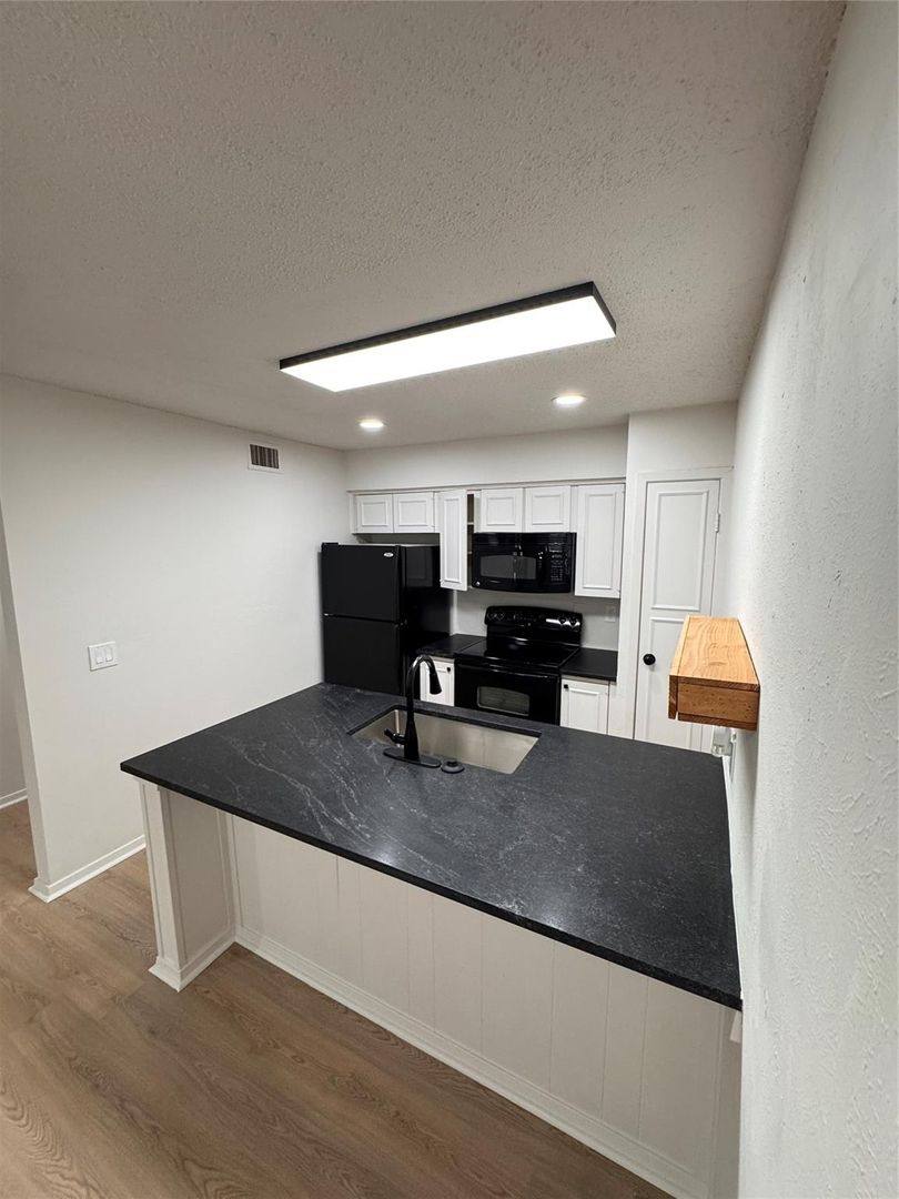 Condo for rent at 4859 Cedar Springs Rd, Dallas, TX 75219