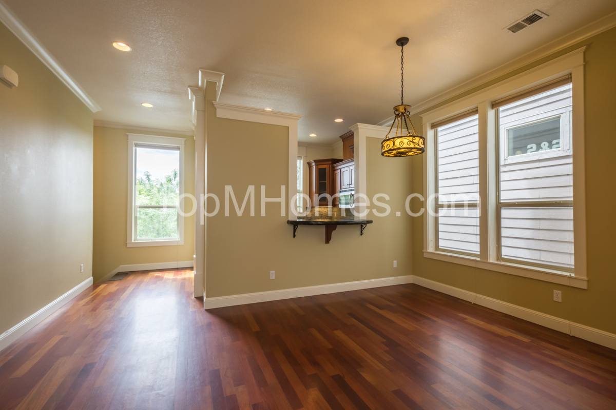 Townhouse for rent at 5135 N Williams Ave, Portland, OR 97217