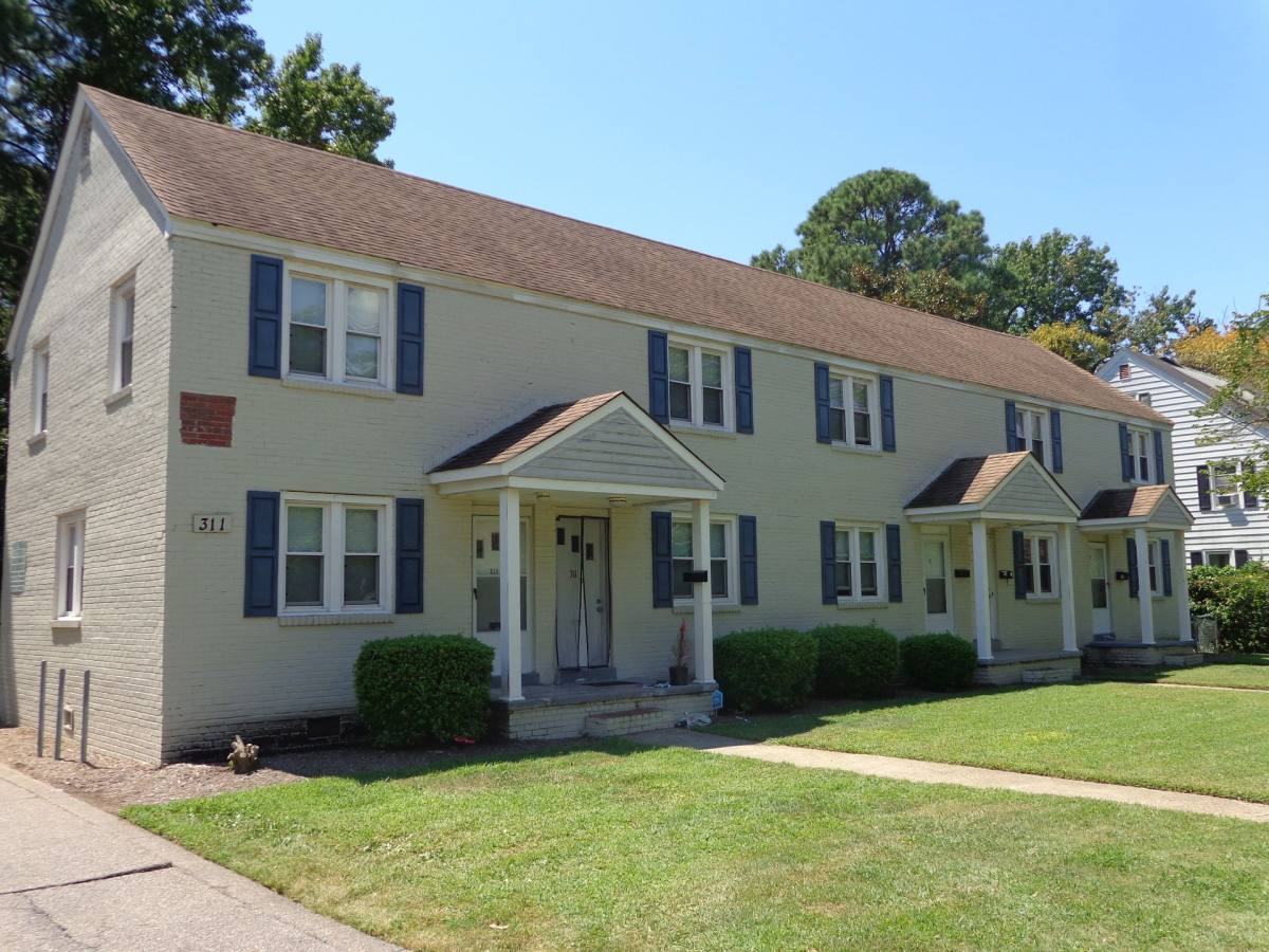 Townhouse for rent at 307 W Little Creek Rd, Norfolk, VA 23505