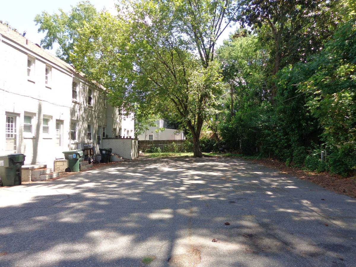 Townhouse for rent at 307 W Little Creek Rd, Norfolk, VA 23505
