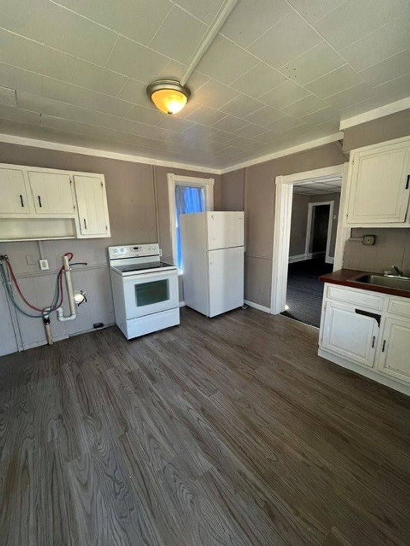 House for rent at 223 Rowe St, Tamaqua, PA 18252