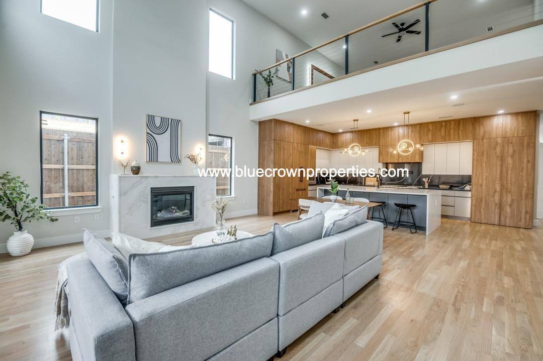House for rent at 2018 Euclid Ave, Dallas, TX 75206