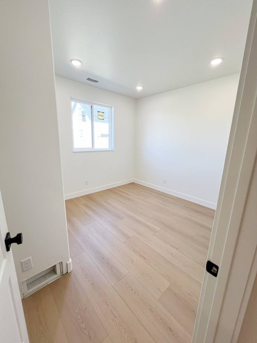 Apartment for rent at 1776 E Canyon Ridge Dr, Logan, UT 84341