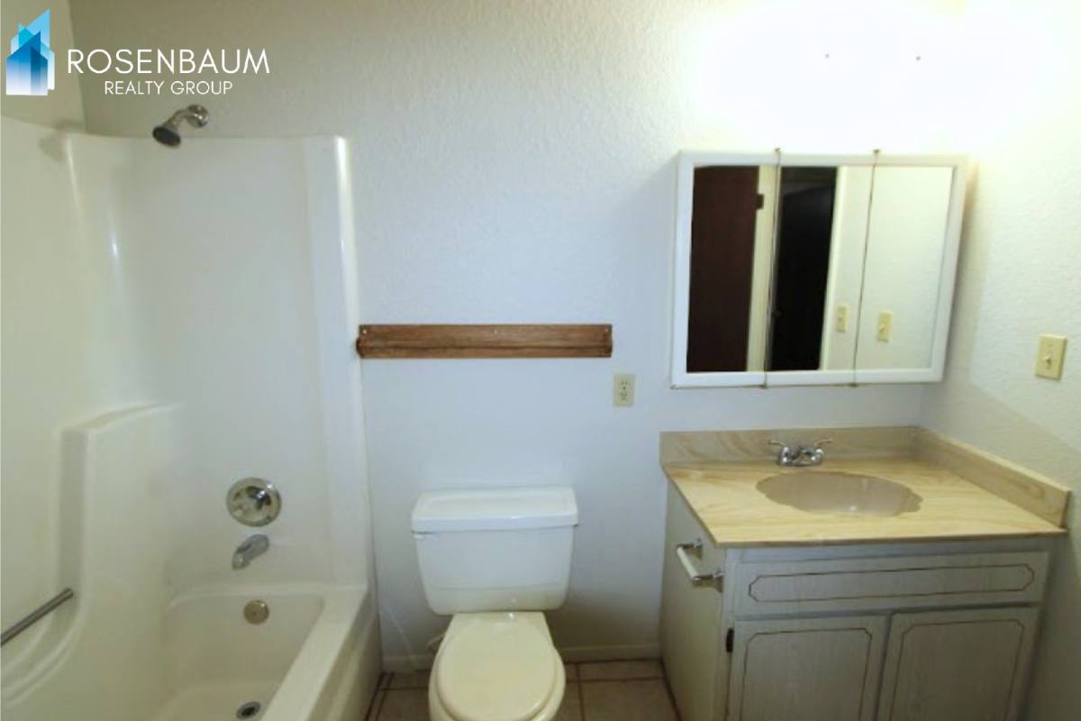 Apartment for rent at 1006 N Pueblo Dr, Casa Grande, AZ 85122