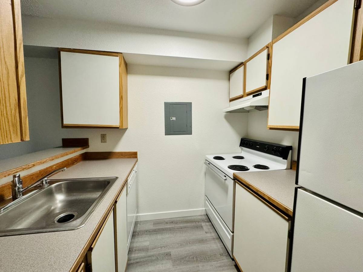 Apartment for rent at 12315 NE Woodinville Dr, Woodinville, WA 98072