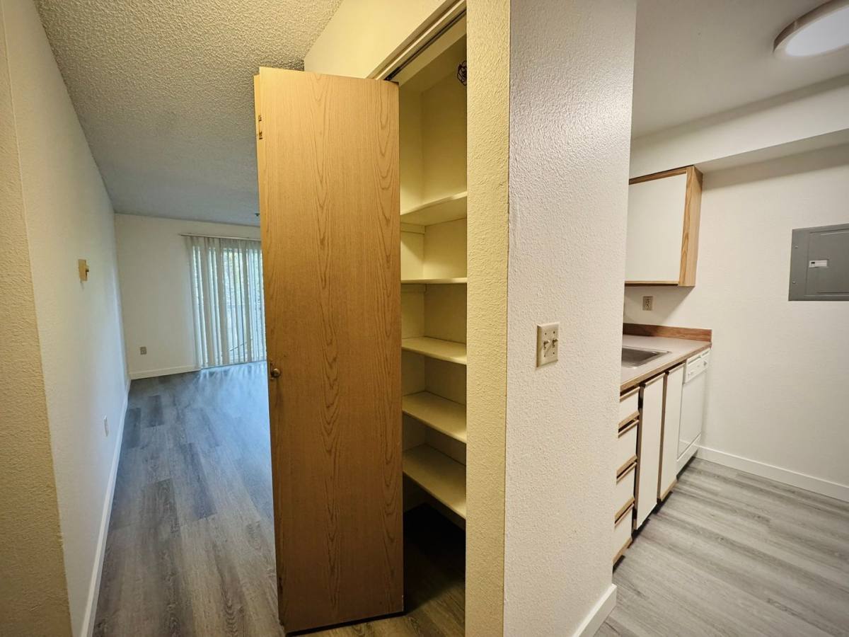 Apartment for rent at 12315 NE Woodinville Dr, Woodinville, WA 98072