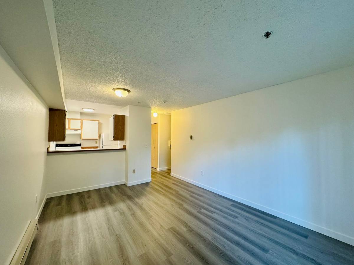 Apartment for rent at 12315 NE Woodinville Dr, Woodinville, WA 98072