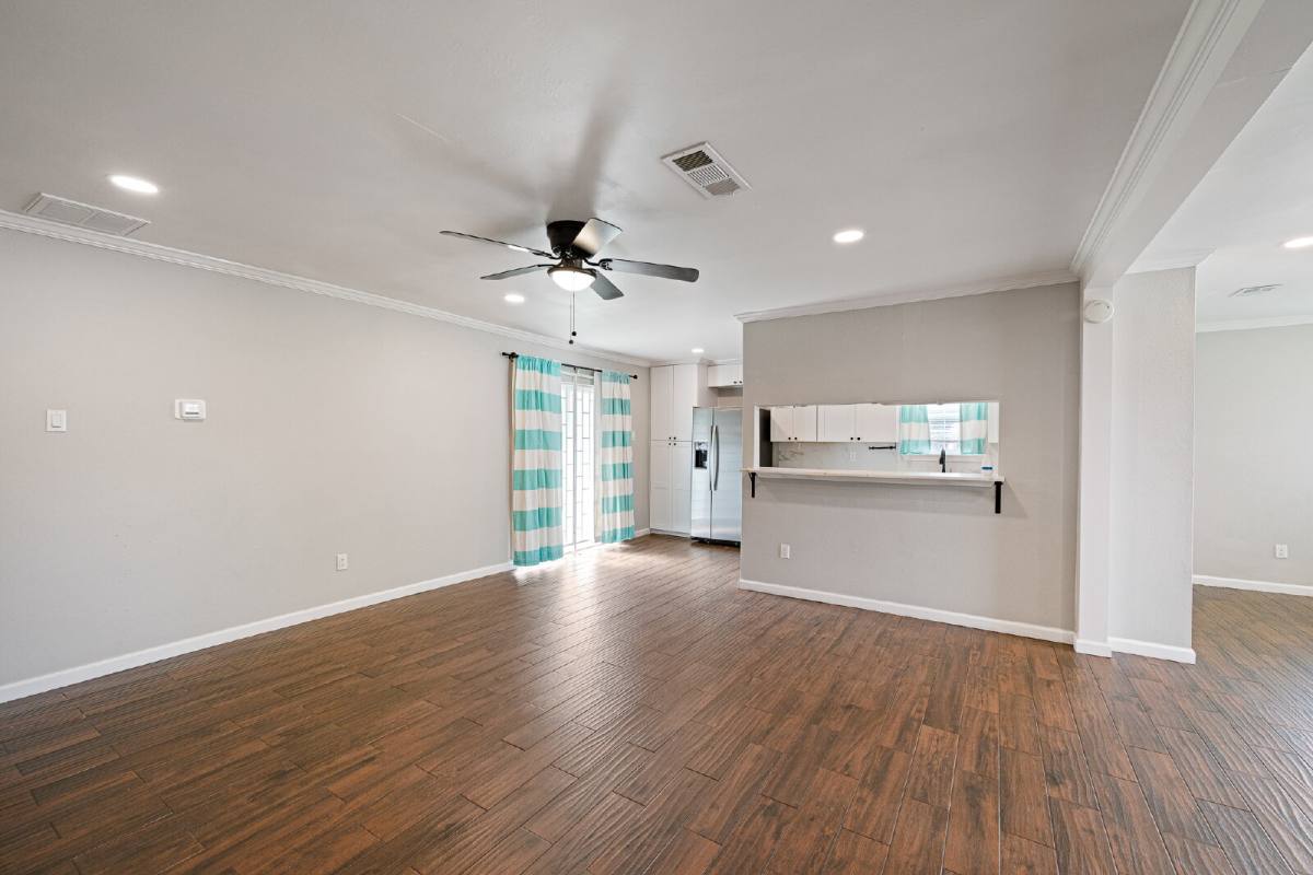 House for rent at 11806 Murr Way, Houston, TX 77048