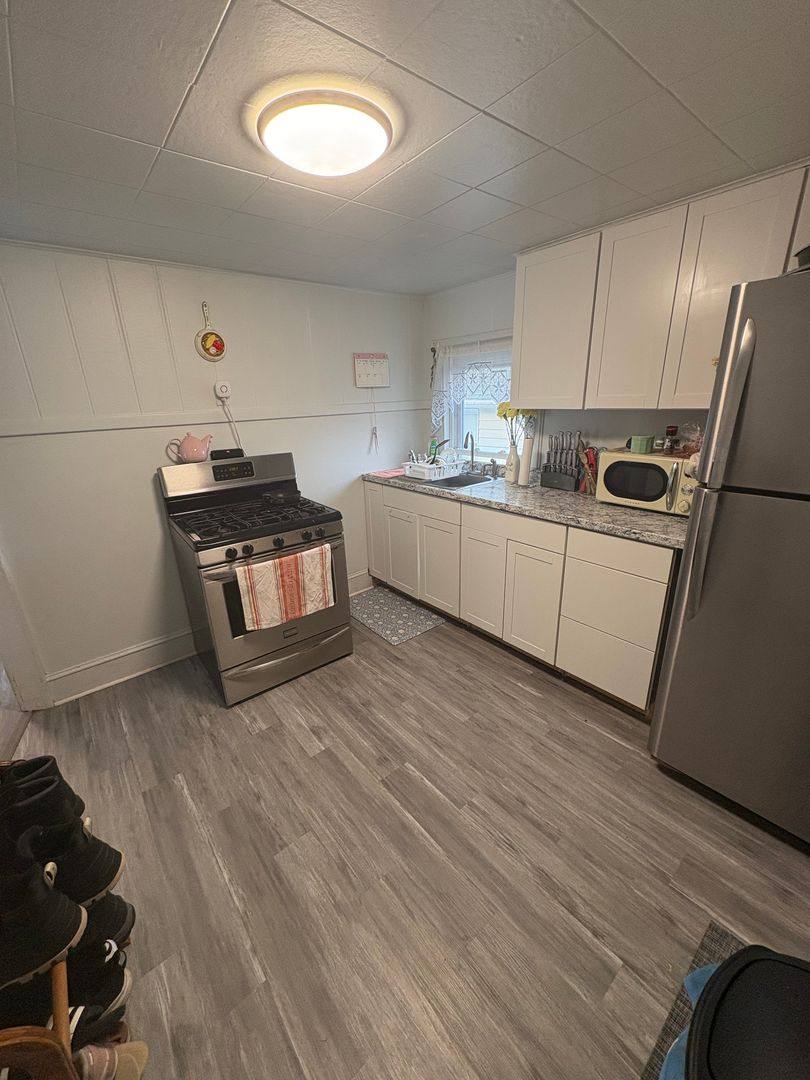 Apartment for rent at 15 High St, Binghamton, NY 13903