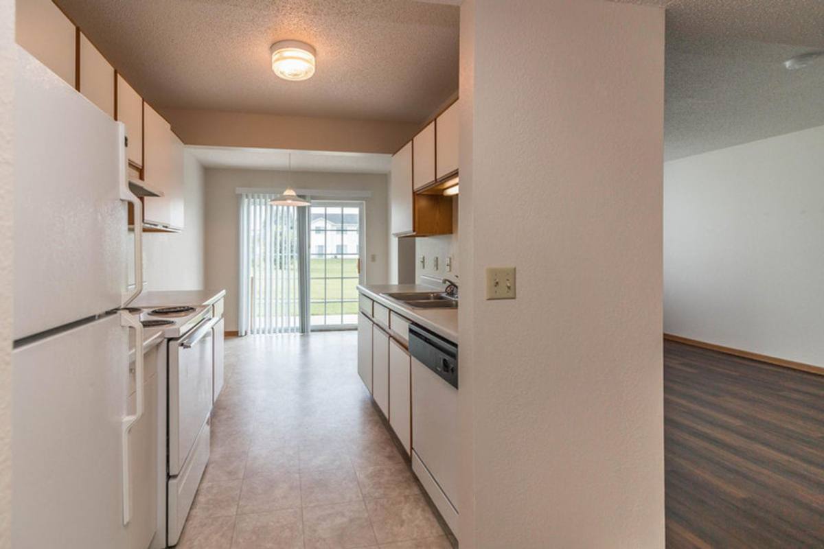 Townhouse for rent at 2401 14th St E, Glencoe, MN 55336