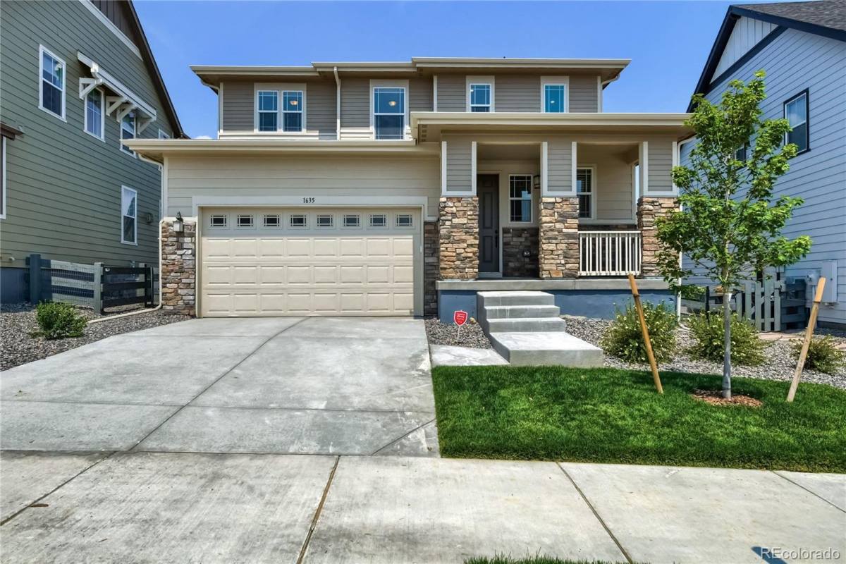 House for rent at 1635 Stable View Dr, Castle Rock, CO 80108