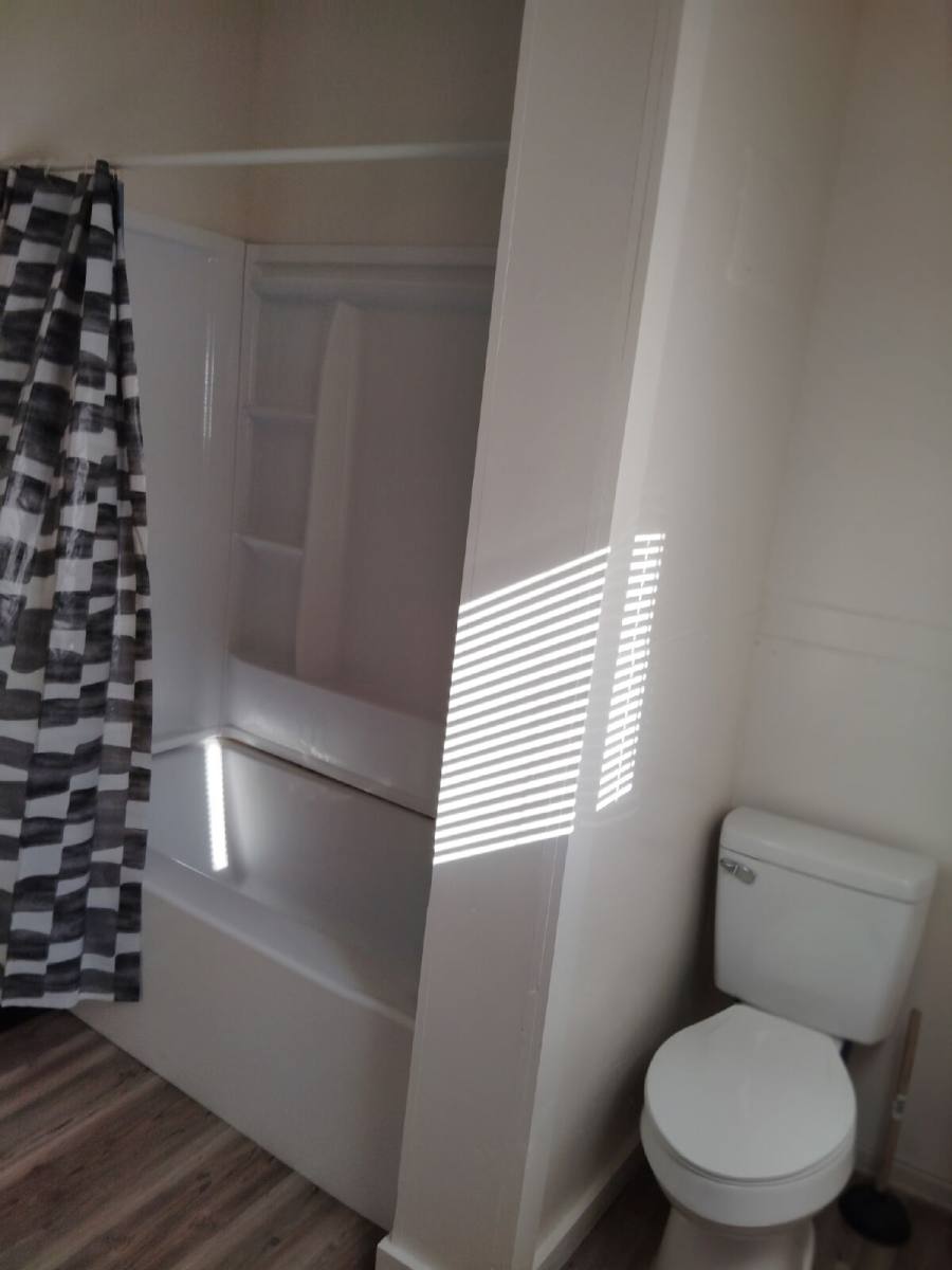 House for rent at 814 S 37th St, Louisville, KY 40211