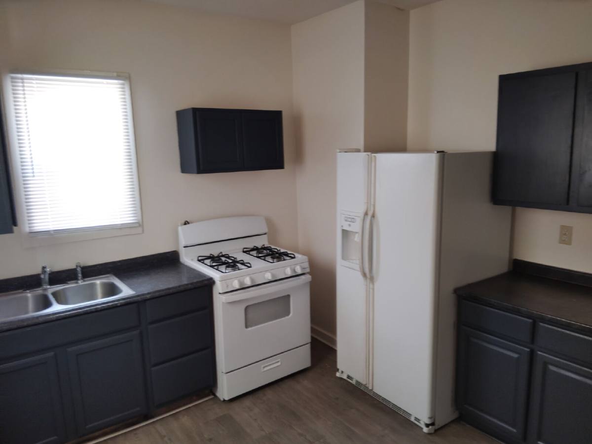 House for rent at 814 S 37th St, Louisville, KY 40211