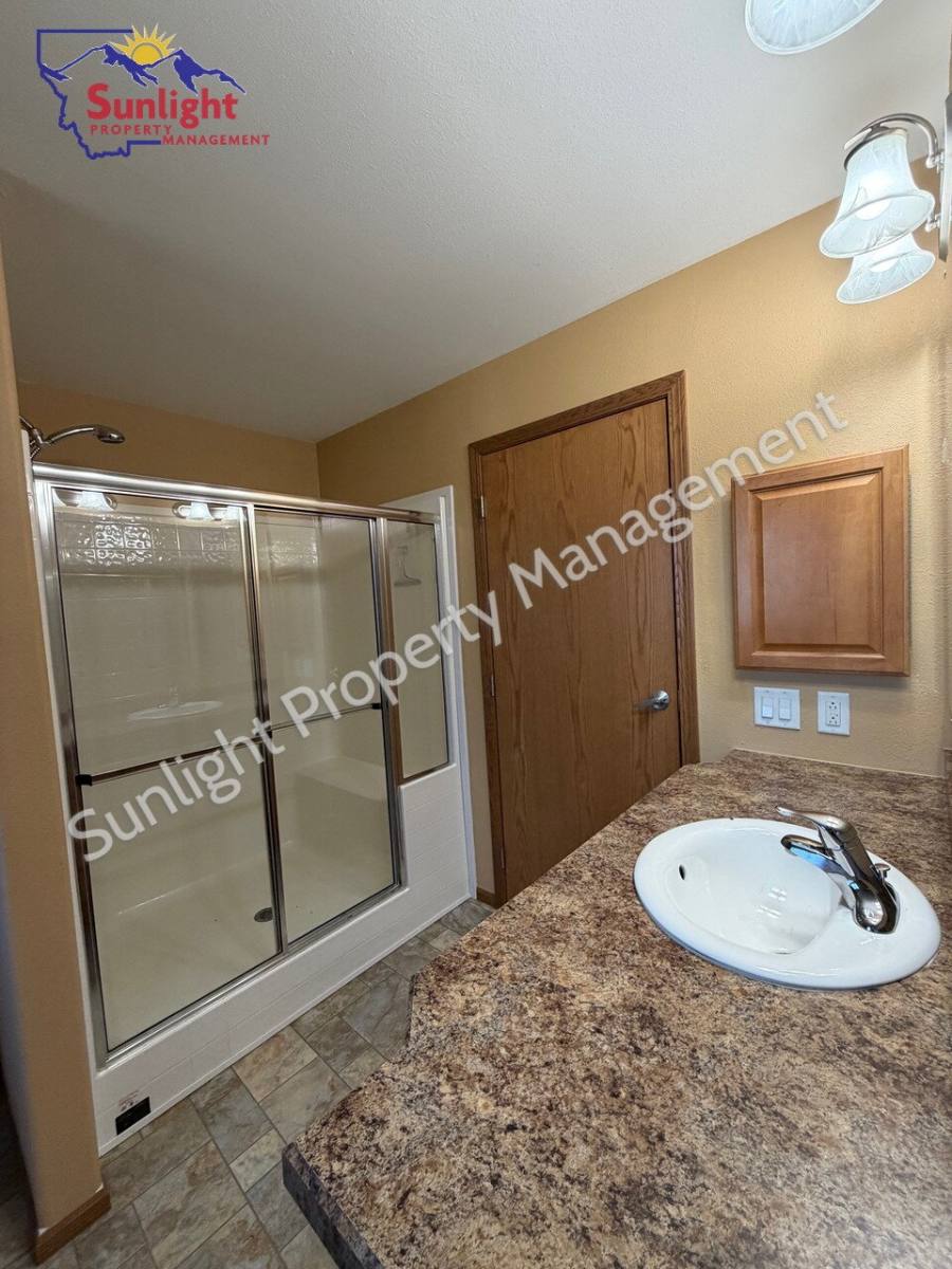 House for rent at 2390 US-310, Bridger, MT 59014