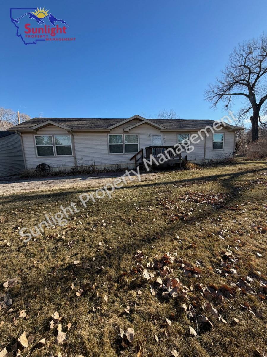 House for rent at 2390 US-310, Bridger, MT 59014