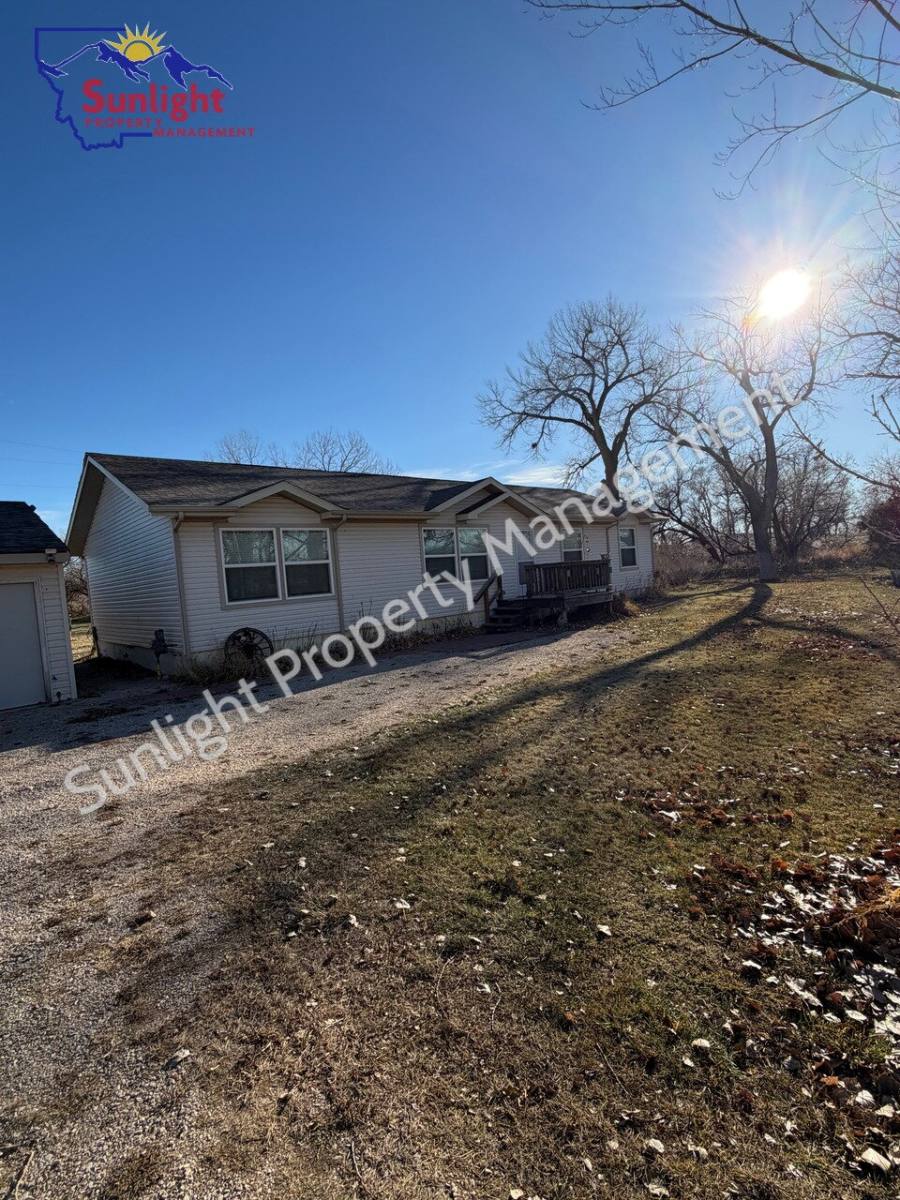 House for rent at 2390 US-310, Bridger, MT 59014