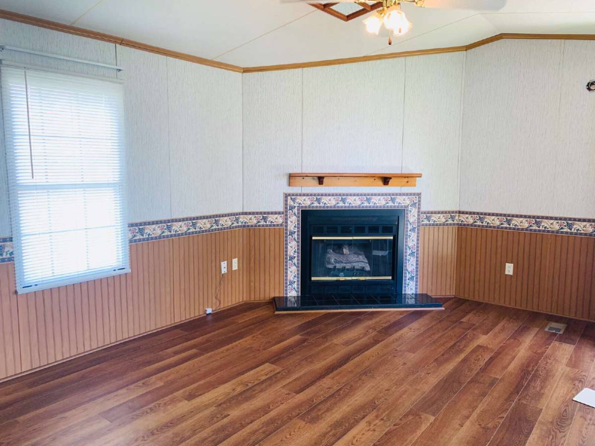 House for rent at 1286 Country Club Rd, Mount Olive, NC 28365