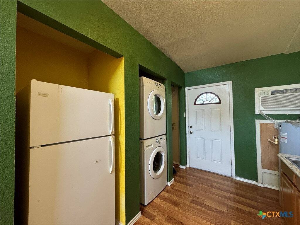 Apartment for rent at 1108 W McCarty Lane - B, San Marcos, TX 78666
