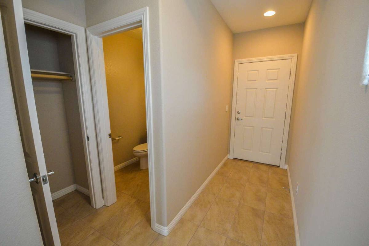 House for rent at 9422 Sand Tiger Ave, Las Vegas, NV 89148