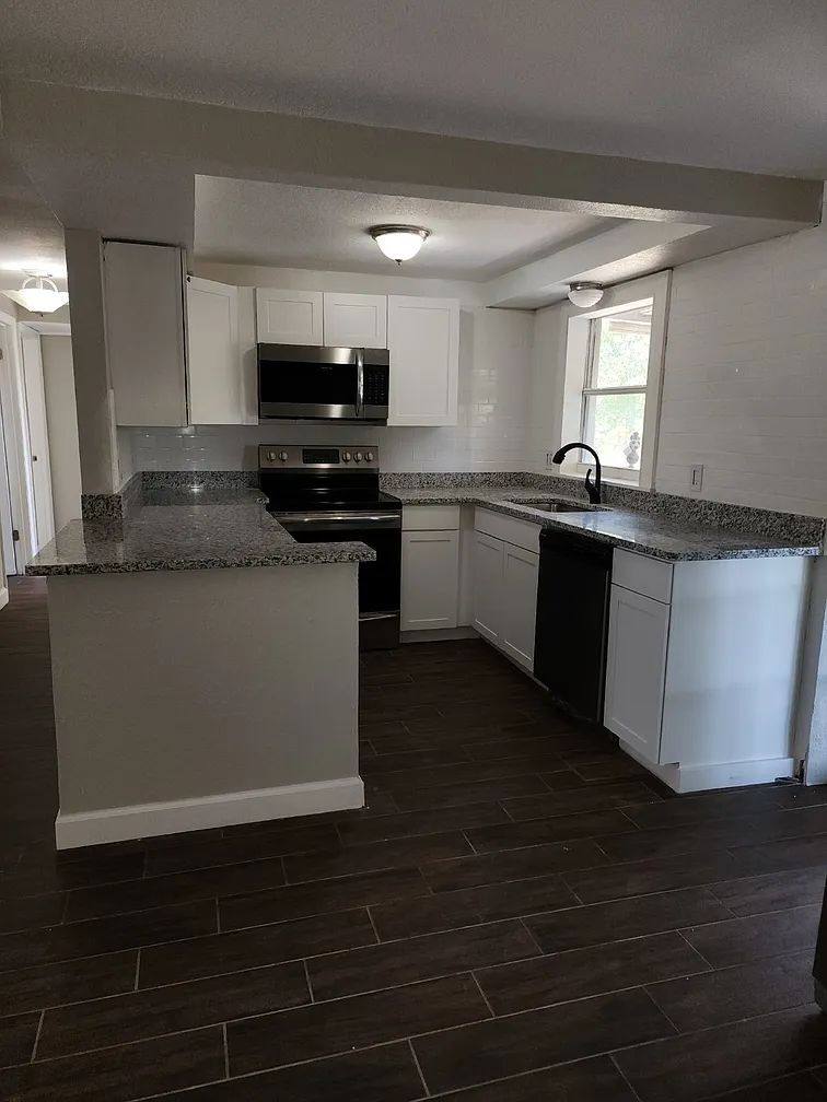 House for rent at 1414 Coppertree Dr, Tarpon Springs, FL 34689