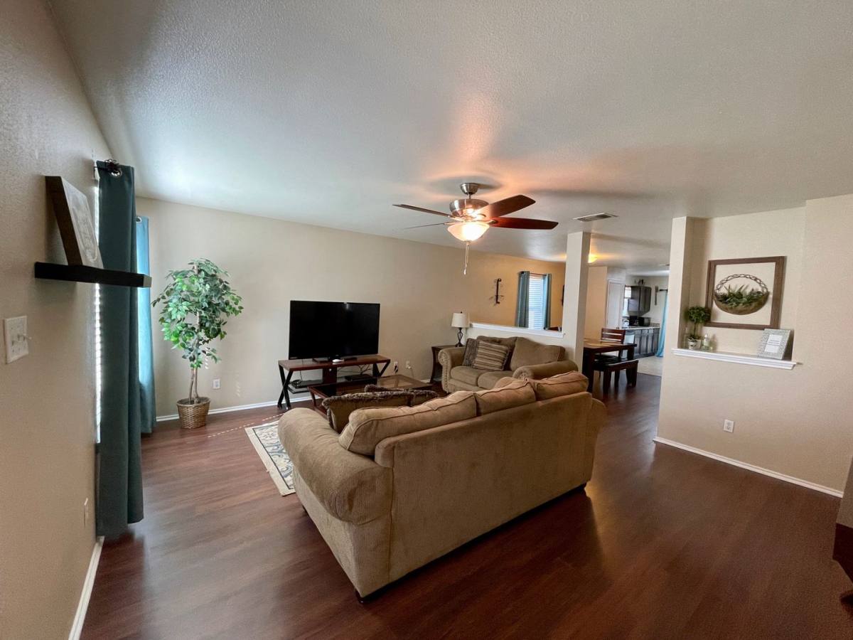 House for rent at 8711 Shaenwest, San Antonio, TX 78254