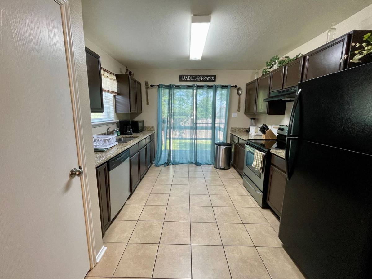 House for rent at 8711 Shaenwest, San Antonio, TX 78254