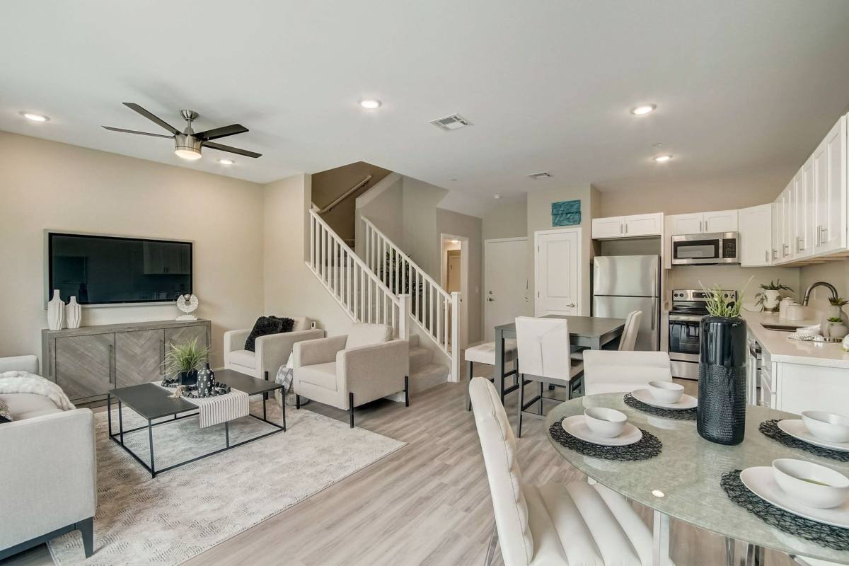 Townhouse for rent at 16601 N Parkview Place, Surprise, AZ 85374