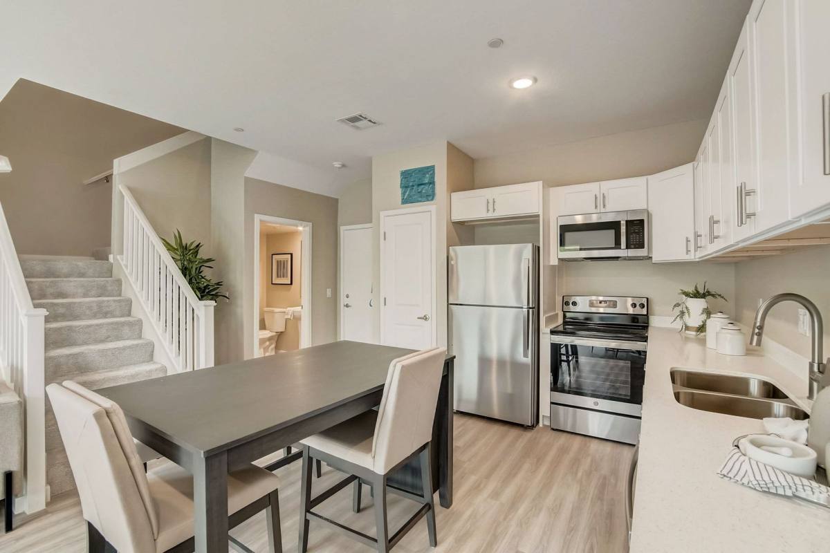 Townhouse for rent at 16601 N Parkview Place, Surprise, AZ 85374
