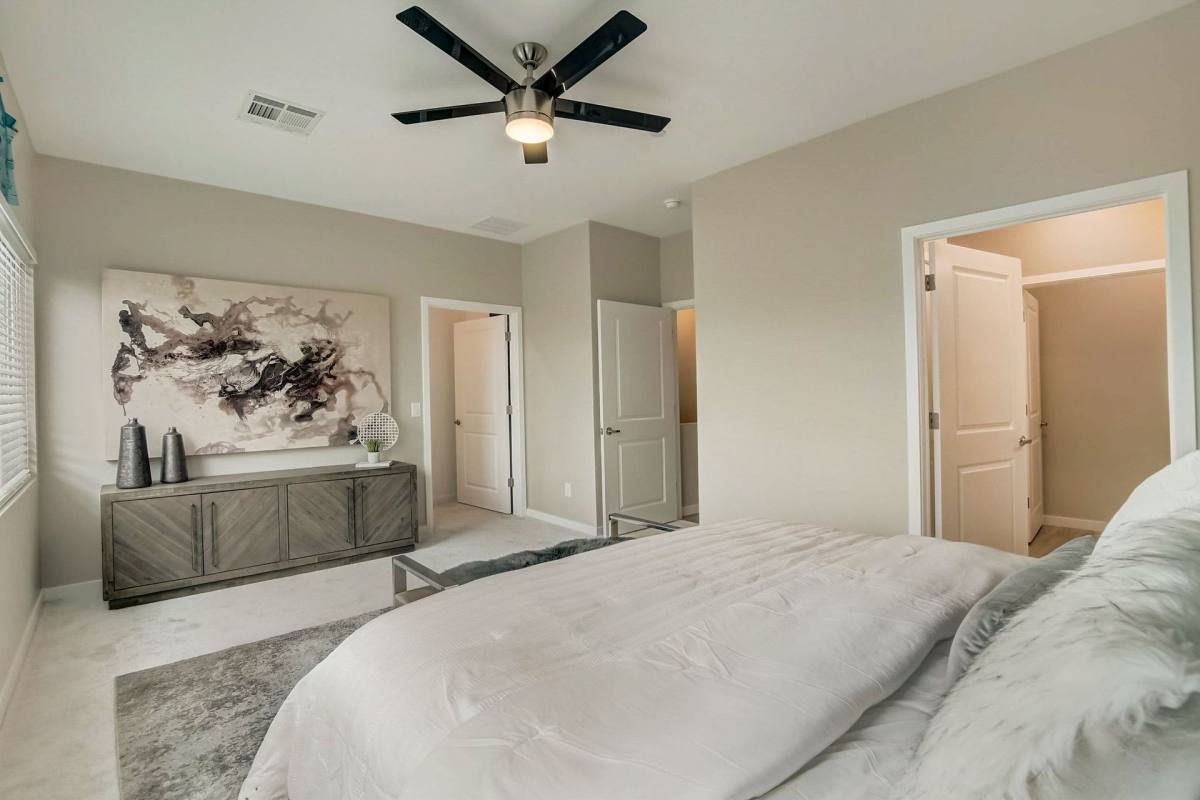 Townhouse for rent at 16601 N Parkview Place, Surprise, AZ 85374