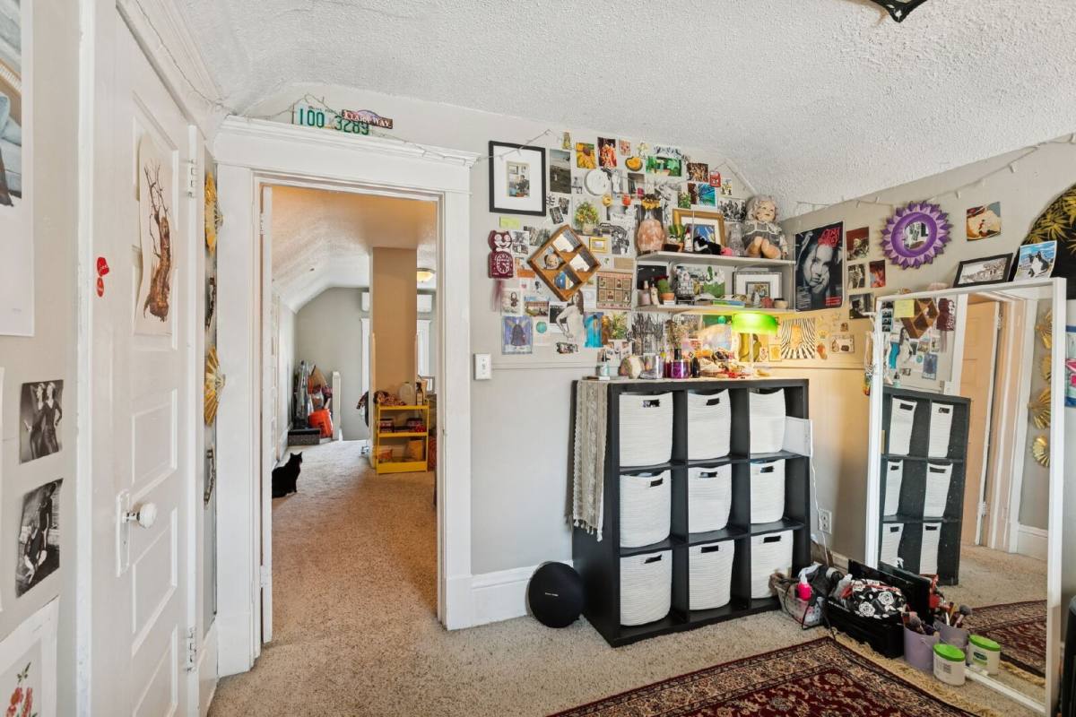 House for rent at 1609 Talmage Ave SE, Minneapolis, MN 55414