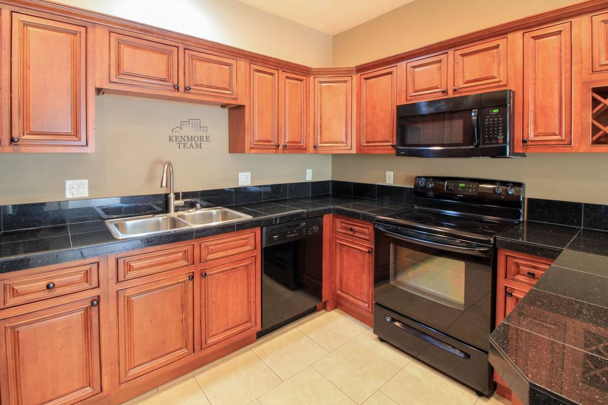 Townhouse for rent at 114 S Tweedt Place, Kennewick, WA 99336