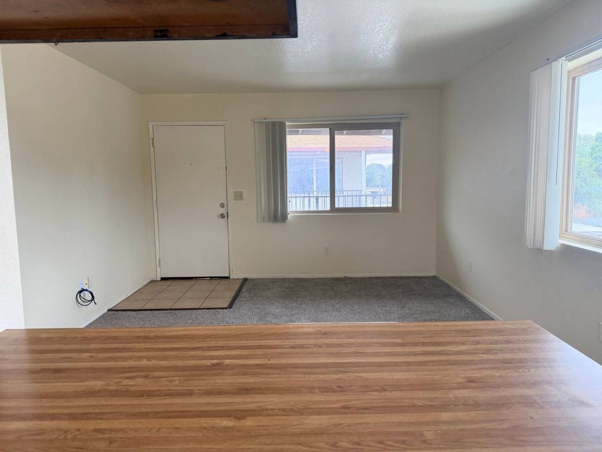Apartment for rent at 516 W Valley Blvd, Tehachapi, CA 93561