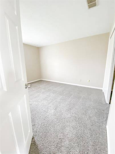 Apartment for rent at 115 Bradford Dr, Paris, KY 40361