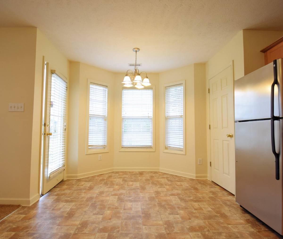 House for rent at 127 Blue Water Dr, Raeford, NC 28376