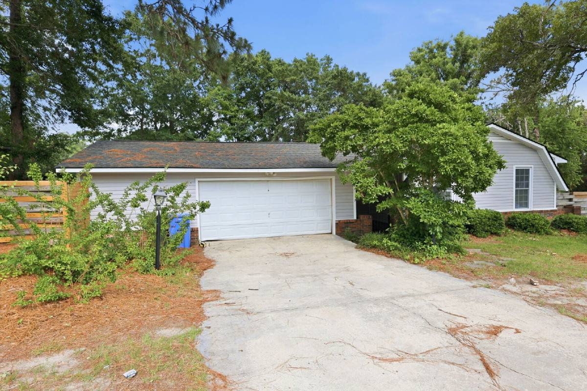 House for rent at 1902 Paisley Ave, Fayetteville, NC 28304