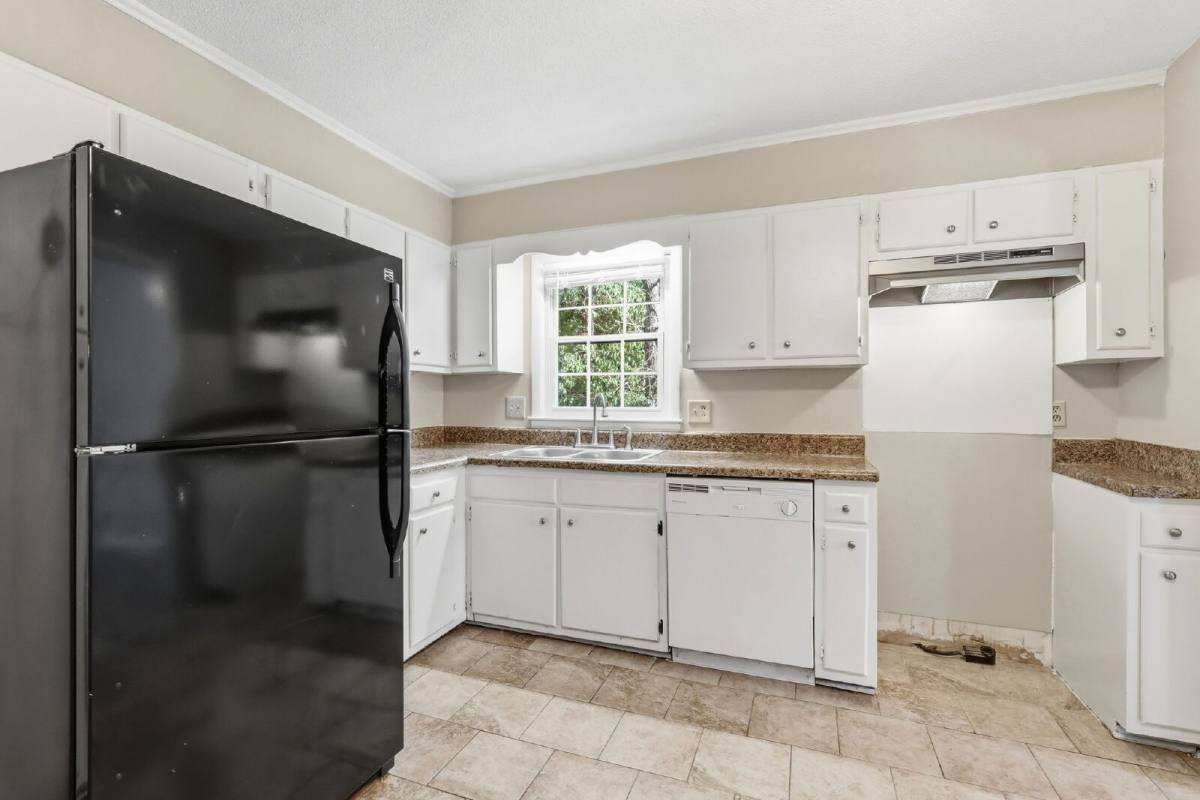 House for rent at 1902 Paisley Ave, Fayetteville, NC 28304