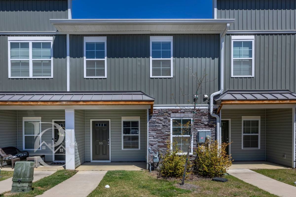 Townhouse for rent at 315 High Grove Way, Columbia, SC 29210