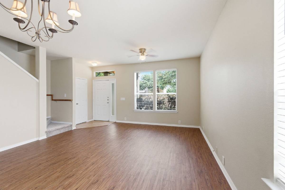 Townhouse for rent at 10849 Astor Dr, Keller, TX 76244