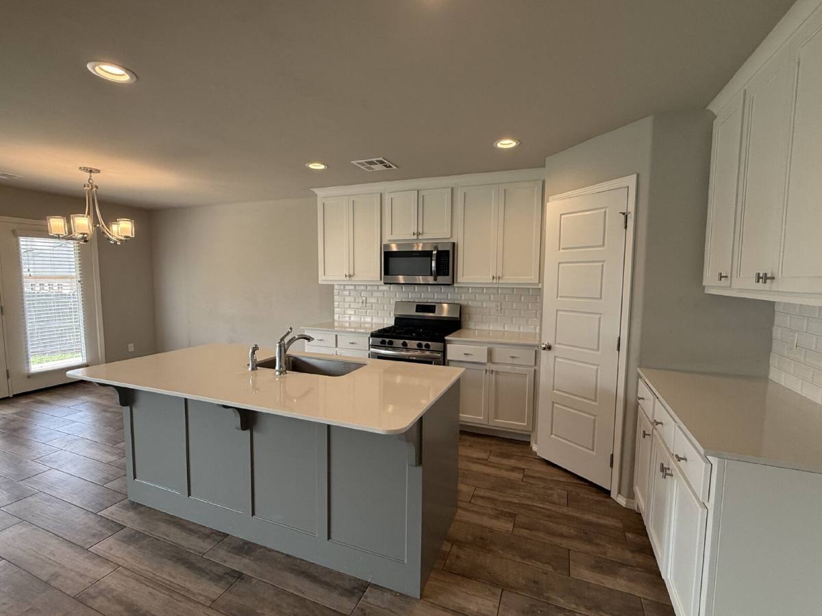 House for rent at 8308 NW 151st St, Edmond, OK 73013