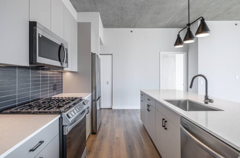 Apartment for rent at 1112 W Carroll, Chicago, IL 60607