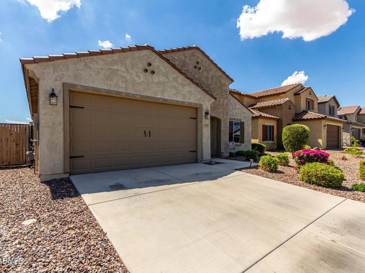 House for rent at 6645 W Pleasant Oak Court, Florence, AZ 85132