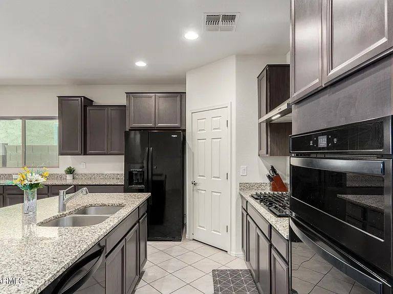 House for rent at 6645 W Pleasant Oak Court, Florence, AZ 85132